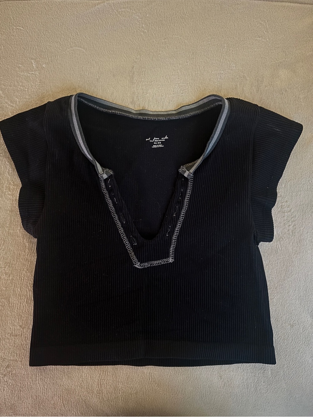 Urban Outfitters V-Neck Black/Gray Top
